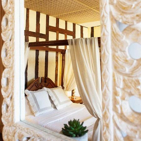Cafe De France Eauze Bed & Breakfast Eksteriør bilde