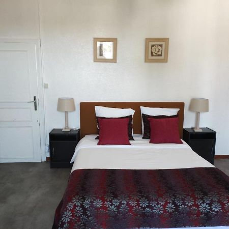 Cafe De France Eauze Bed & Breakfast Eksteriør bilde