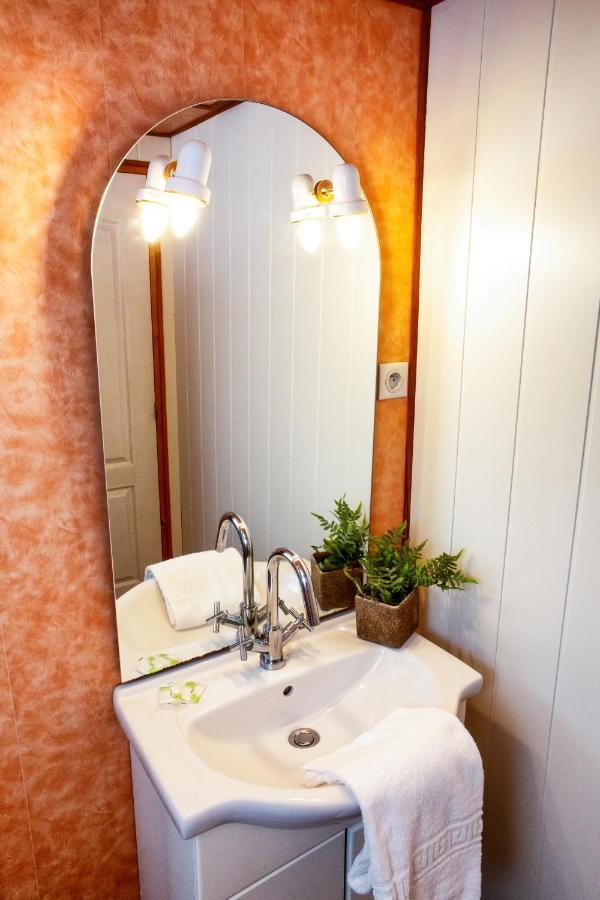 Cafe De France Eauze Bed & Breakfast Eksteriør bilde