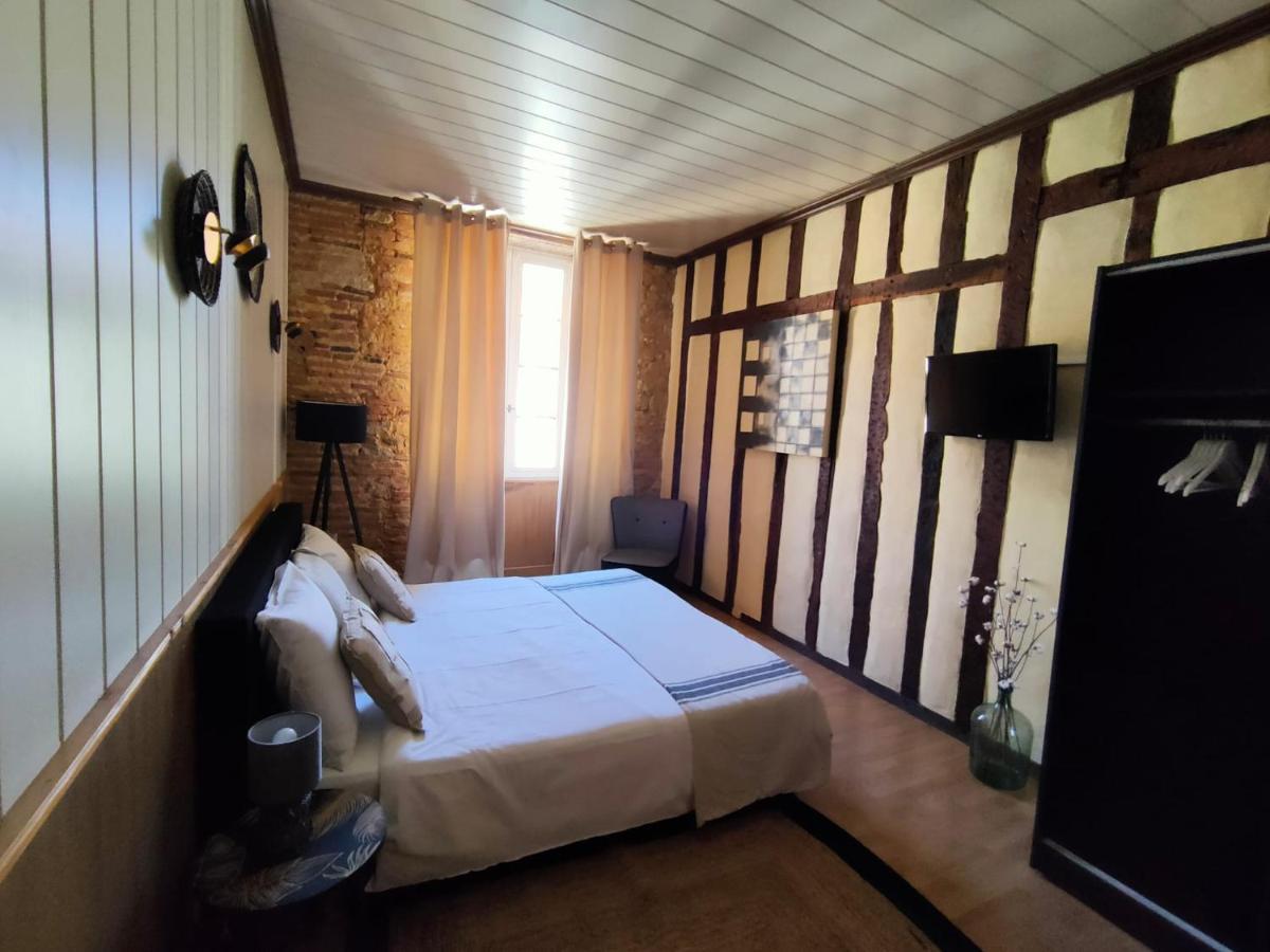 Cafe De France Eauze Bed & Breakfast Eksteriør bilde