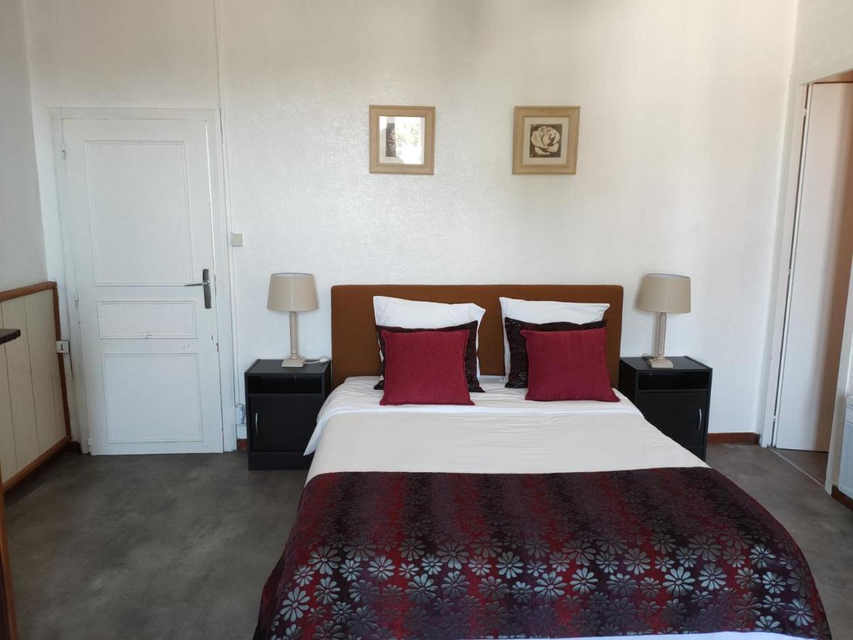 Cafe De France Eauze Bed & Breakfast Eksteriør bilde